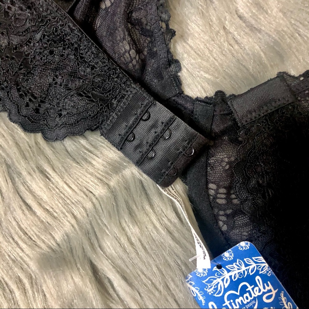 NEW Free People Black Lace Underwire Plunge Bra Sz 34B - Picture 9 of 11